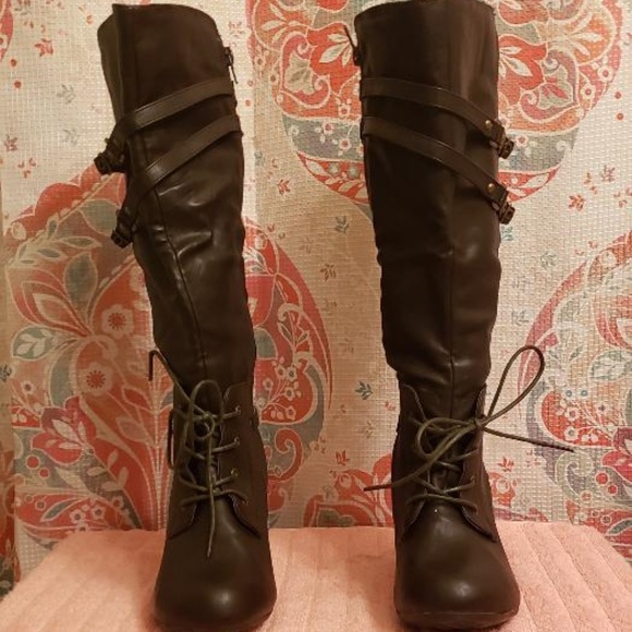 LANE BRYANT CHOCOLATE BROWN WIDE LEG DRESS BOOTS - Picture 2 of 7